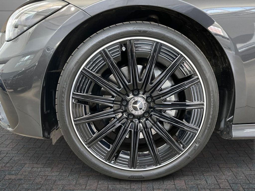 MERCEDES-BENZ CLE 220 d Coupé AMG Line Premium - 17