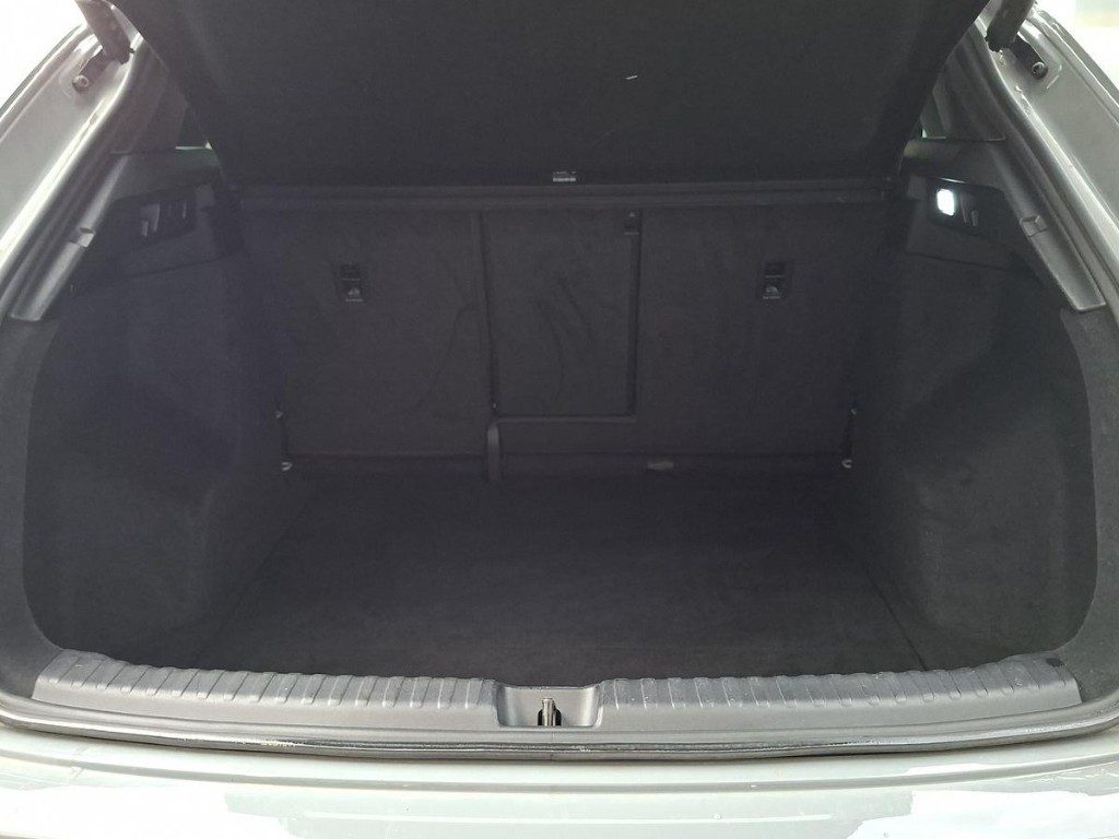AUDI Q4 e-tron Q4 45 e-tron quattro Aut. 286cv + Tetto - 15