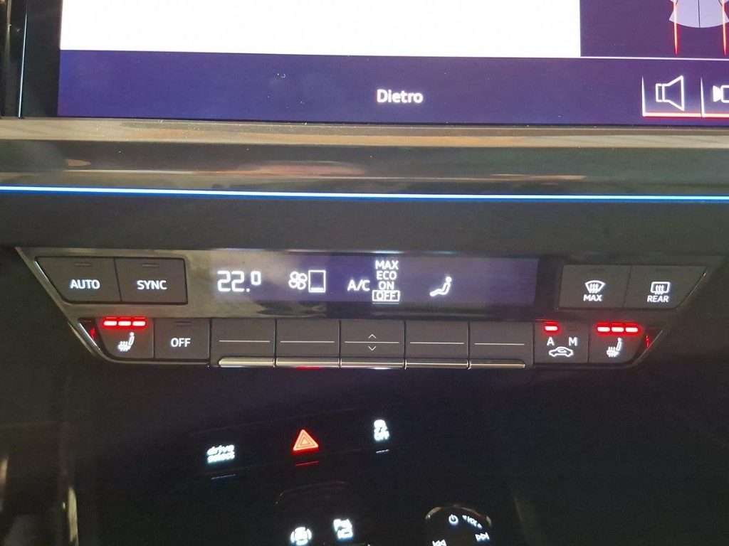 AUDI Q4 e-tron Q4 45 e-tron quattro Aut. 286cv + Tetto - 13