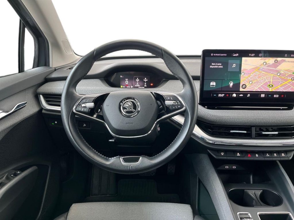 SKODA Enyaq iV 60 - 11