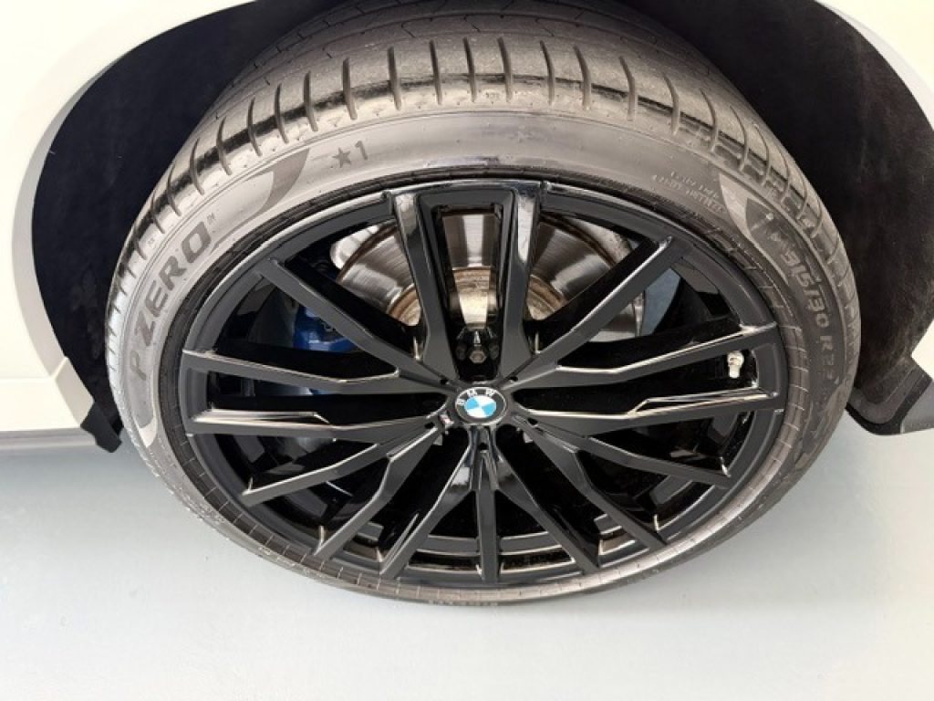 Clicca per ingrandire X6 - xDrive40d 340CV 48V CARBON EDITION M-SPORT