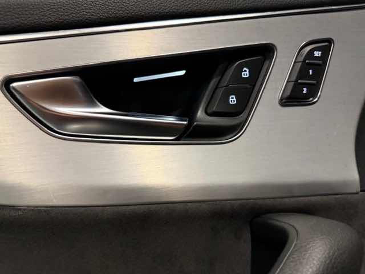 Clicca per ingrandire Q7 - 50 TDI 286CV 7P INT RS S-LINE PLUS+IDENTITY BLACK