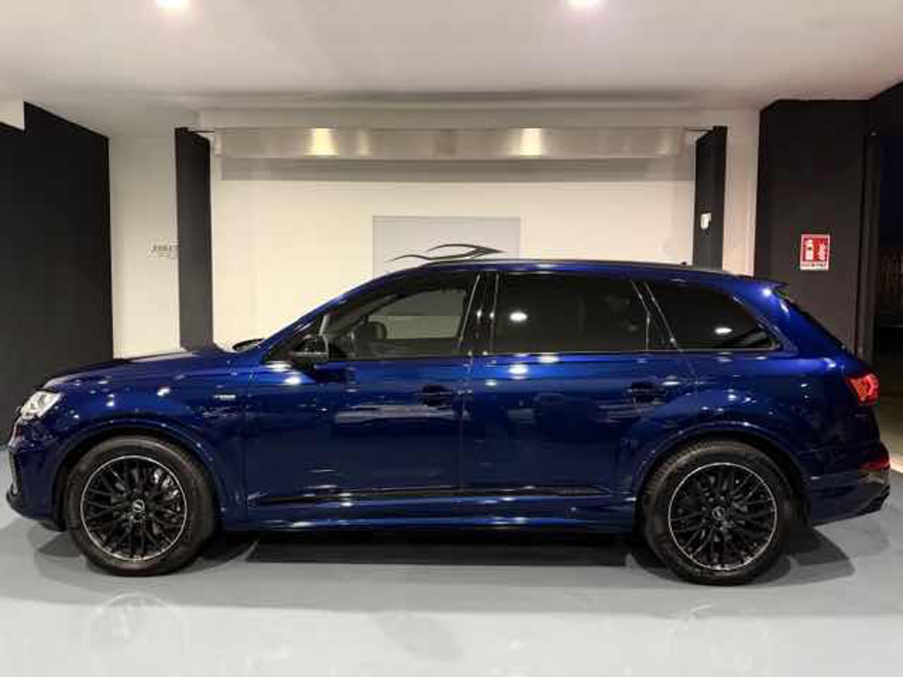Clicca per ingrandire Q7 - 50 TDI 286CV 7P INT RS S-LINE PLUS+IDENTITY BLACK