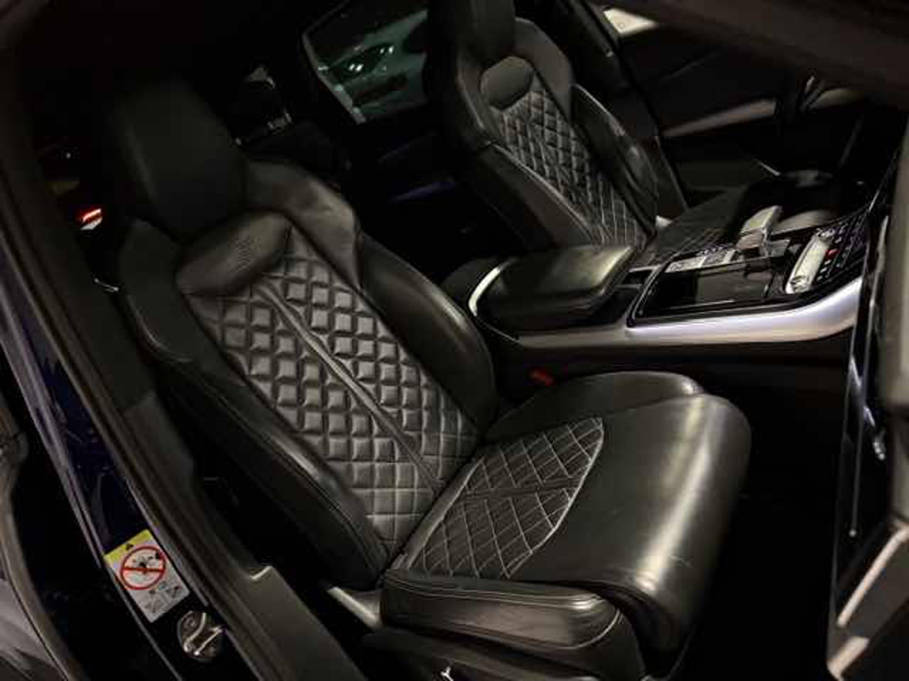 Clicca per ingrandire Q7 - 50 TDI 286CV 7P INT RS S-LINE PLUS+IDENTITY BLACK