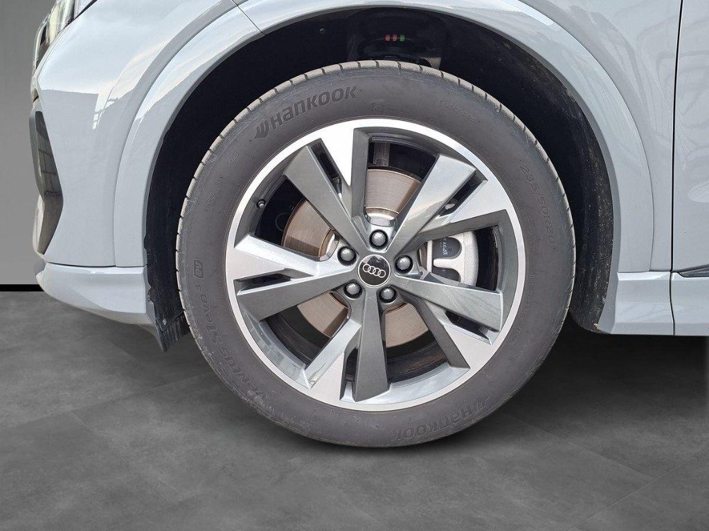 AUDI Q4 e-tron Q4 45 e-tron quattro Aut. 77kw + Tetto - 4