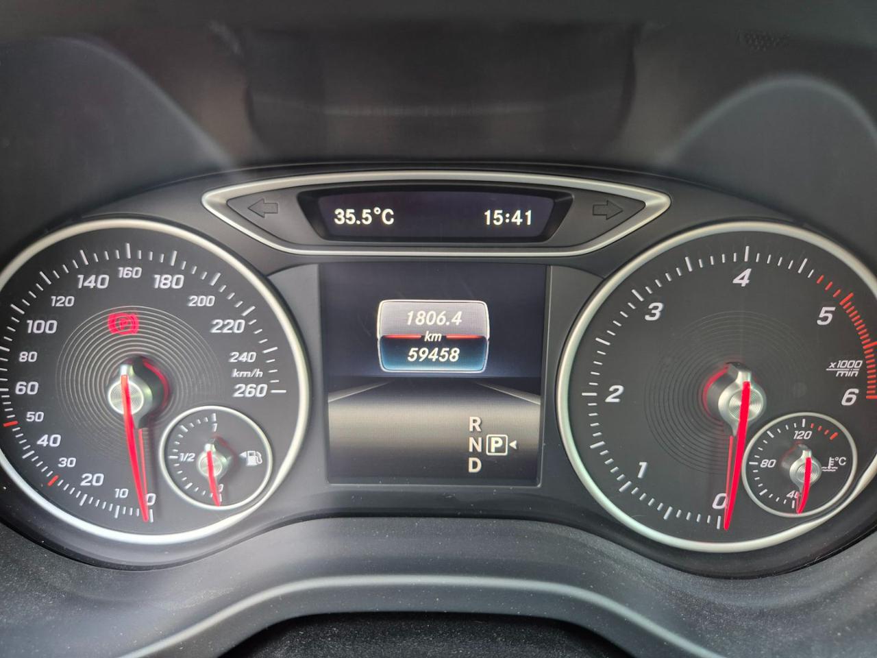 MERCEDES-BENZ A 180 d Automatic Sport - 18