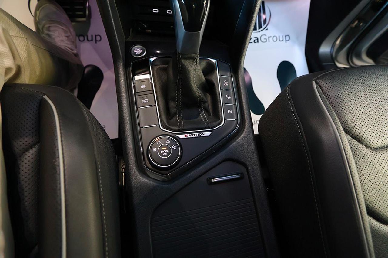 VOLKSWAGEN Tiguan Allspace 2.0 TDI 200cv SCR DSG 4Motion R-Line - 44