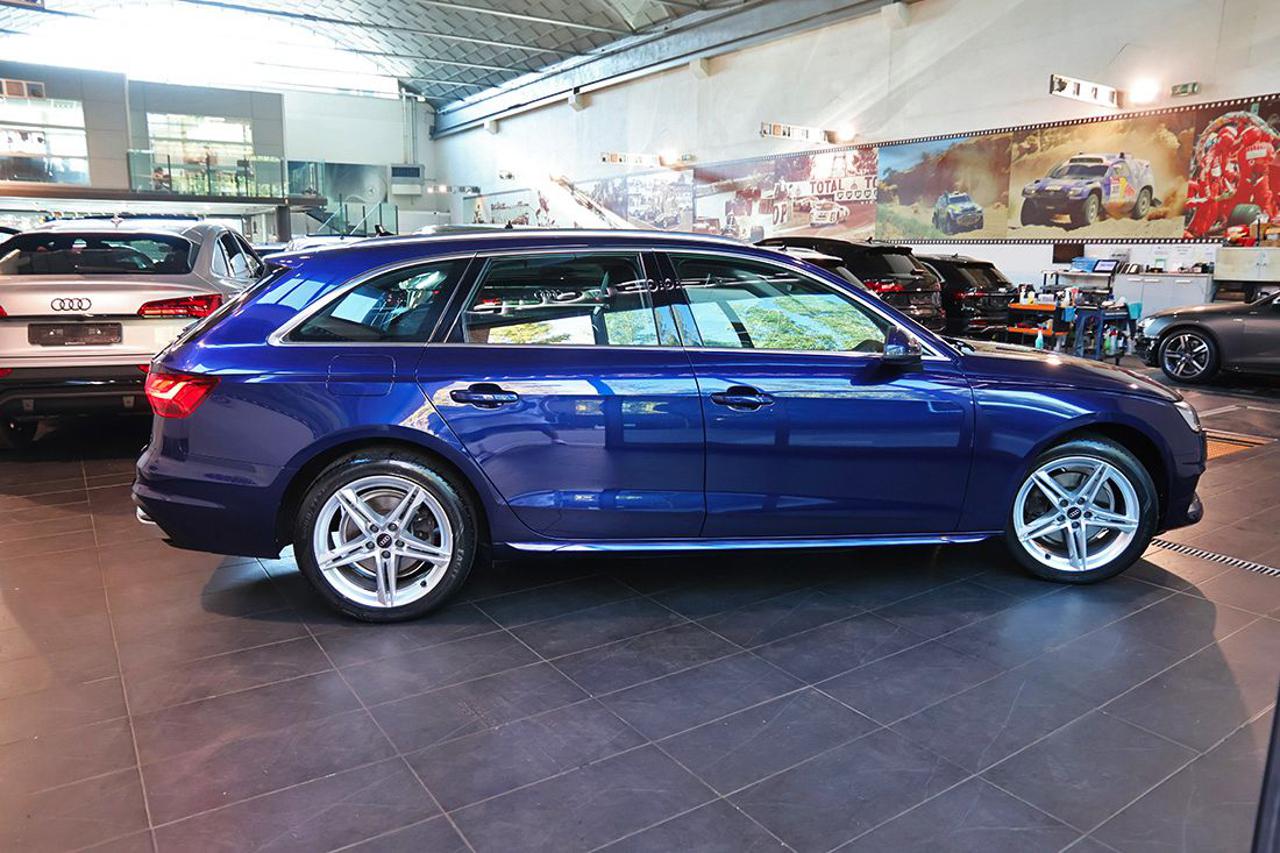 AUDI A4 30 TDI Avant S-Tronic Business Advanced - 10