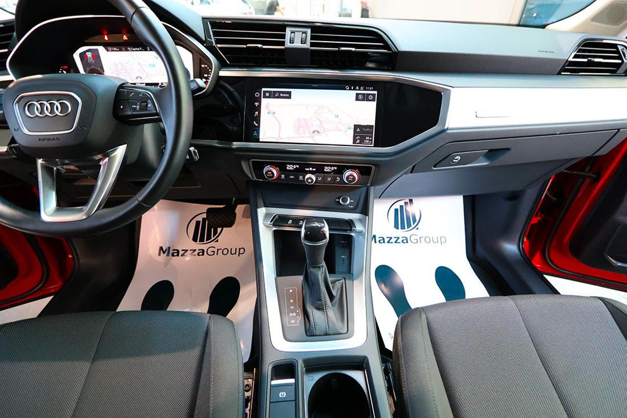 AUDI Q3 35 TDI S-Tronic Business - 29