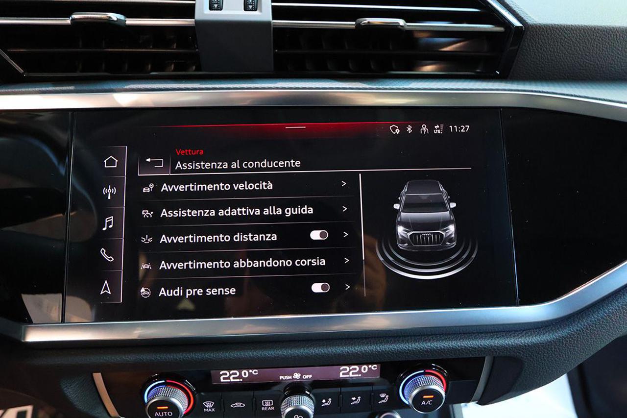 AUDI Q3 35 TDI S-Tronic Business - 25
