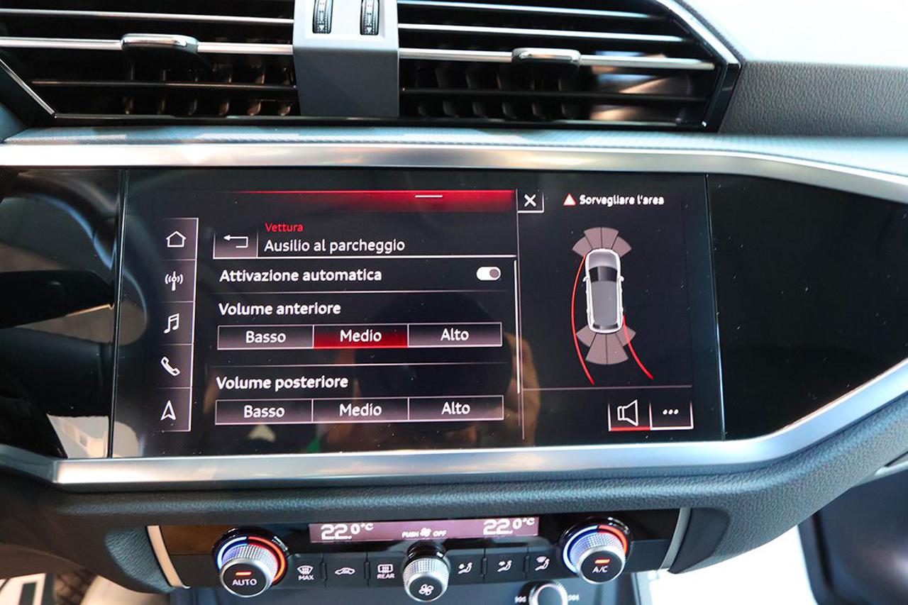 AUDI Q3 35 TDI S-Tronic Business - 23