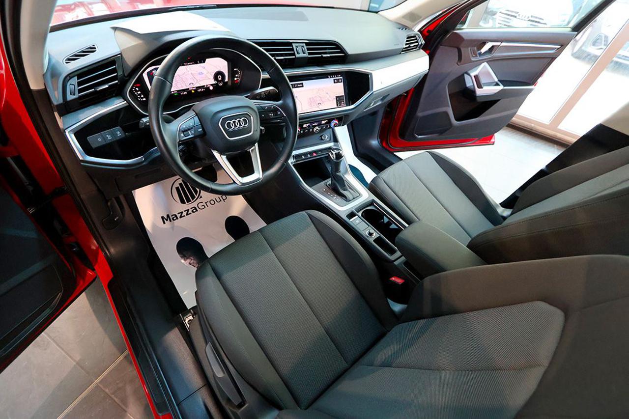 AUDI Q3 35 TDI S-Tronic Business - 13