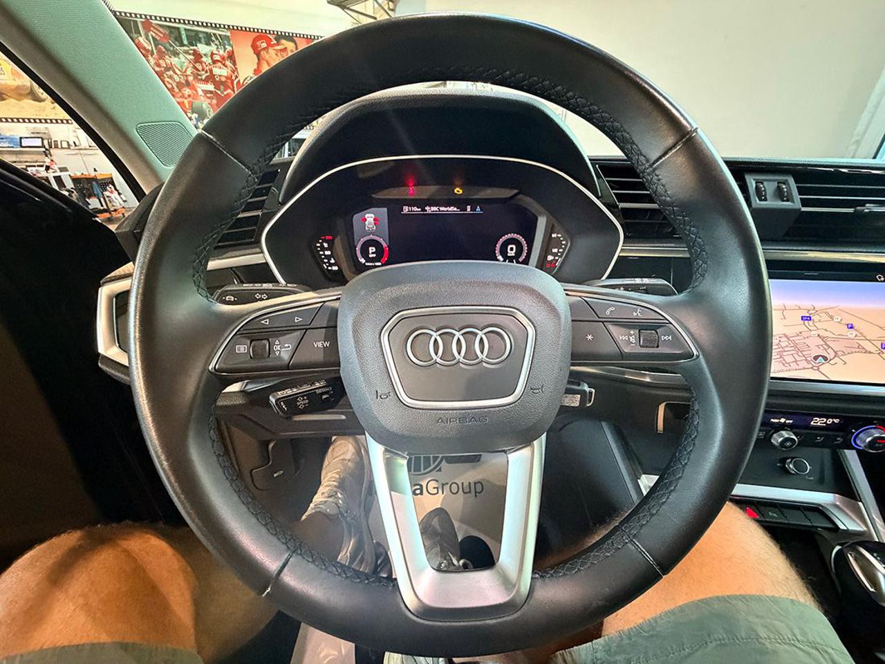 AUDI Q3 35 TDI S-Tronic Business - 20