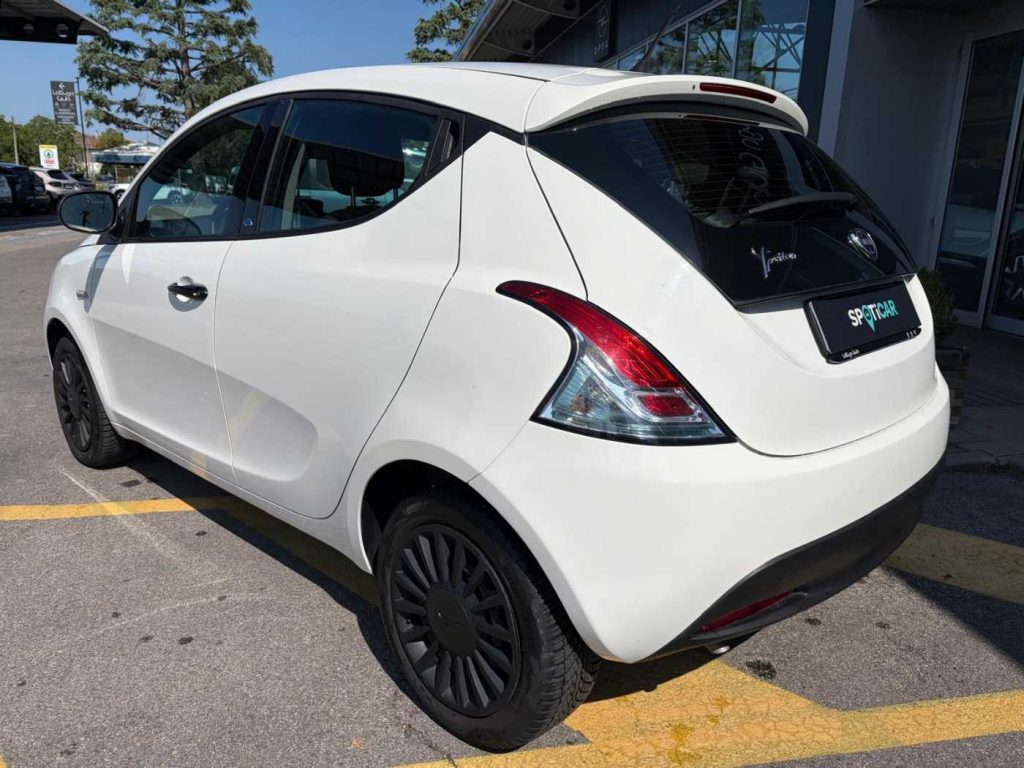 LANCIA Ypsilon 1.2 Elefantino 69cv my18 - 8