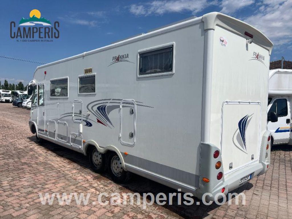 FRANKIA 8400