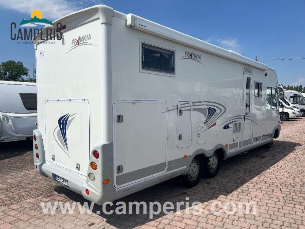 FRANKIA 8400