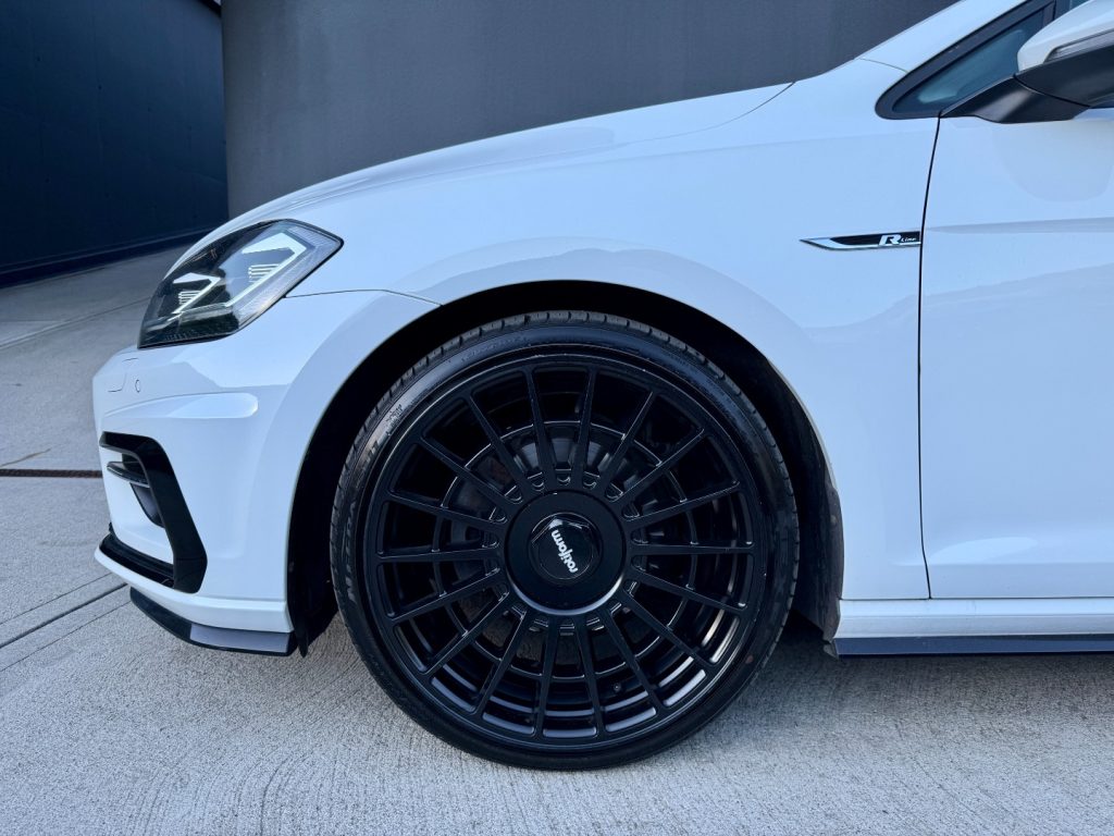 VOLKSWAGEN Golf 1.4 TSI DSG R-line ACC AHK LED SHZ *Rotiform* - 5