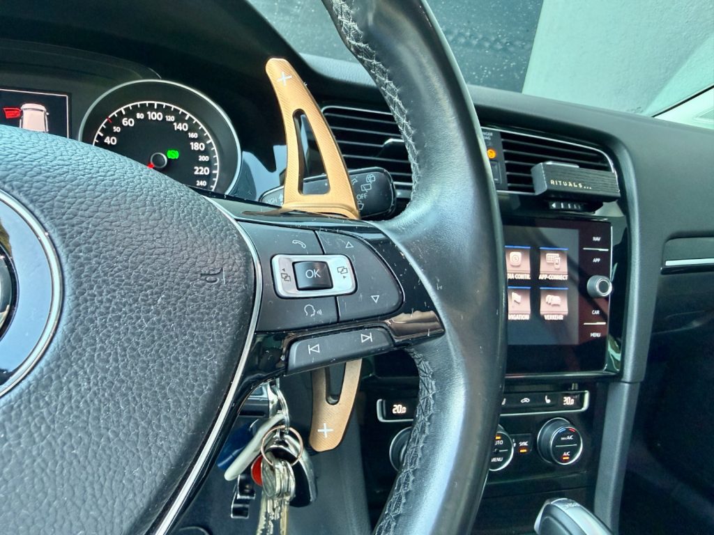 VOLKSWAGEN Golf 1.4 TSI DSG R-line ACC AHK LED SHZ *Rotiform* - 13