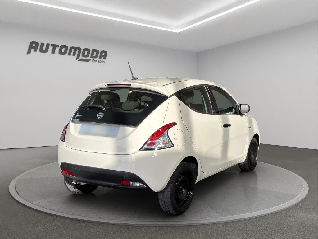 LANCIA Ypsilon 1.2 69 CV - 4