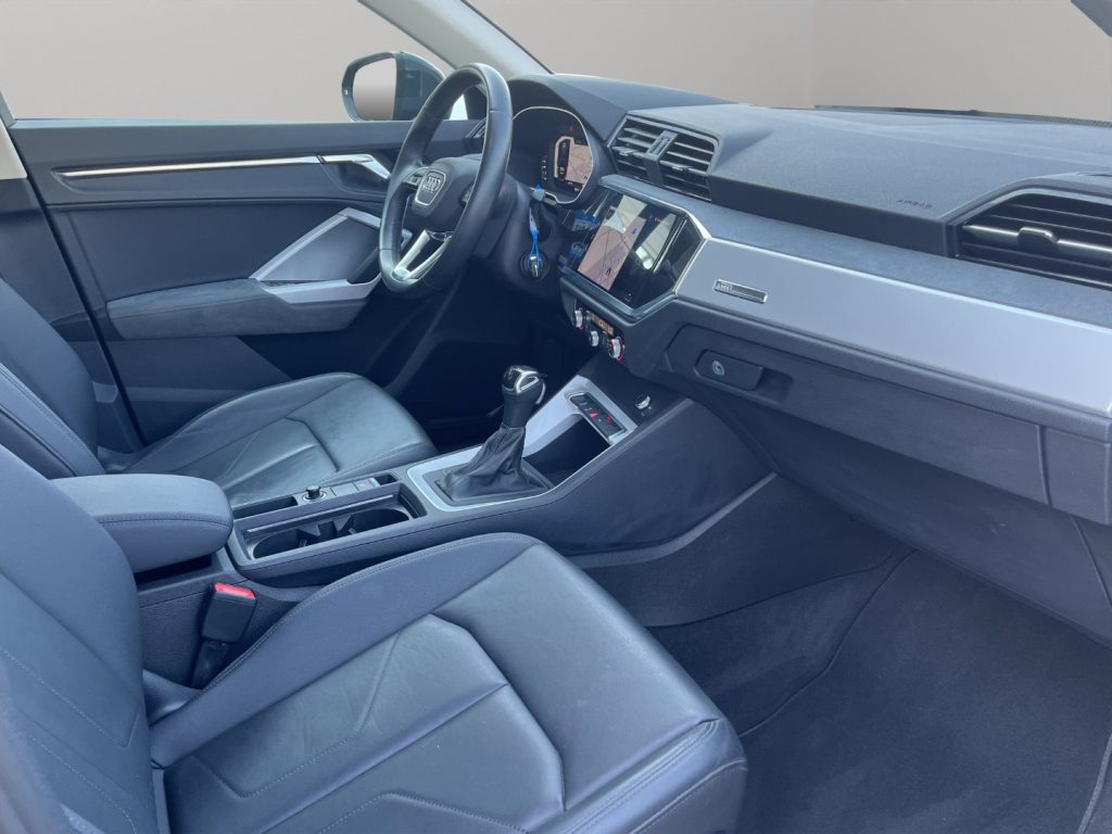 AUDI Q3 35 TDI S tronic - 9