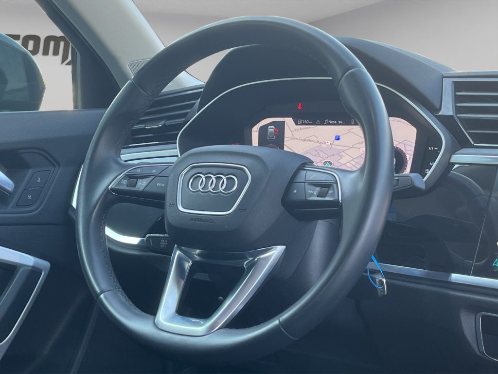AUDI Q3 35 TDI S tronic - 11