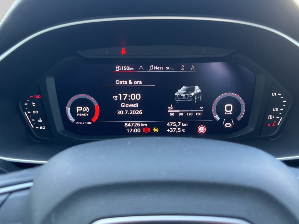 AUDI Q3 35 TDI S tronic - 12