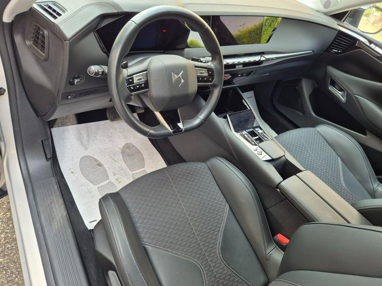 DS AUTOMOBILES DS 4 BlueHDi 130 aut. Bastille Business - 10