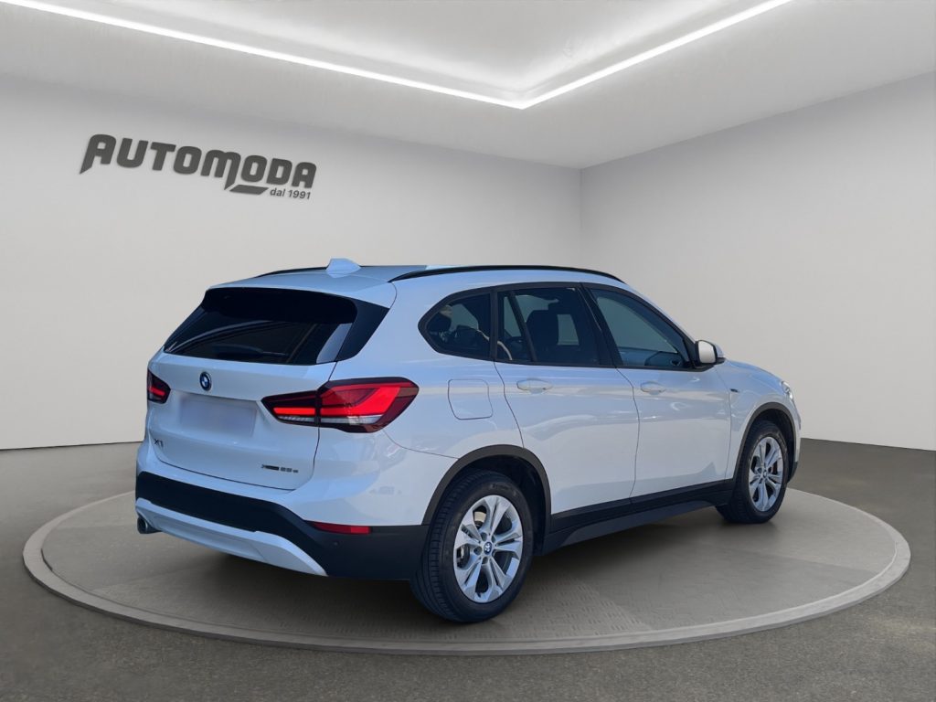 BMW X1 XDRIVE 25e ADVANTAGE - 4