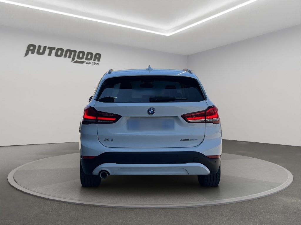 BMW X1 XDRIVE 25e ADVANTAGE - 5