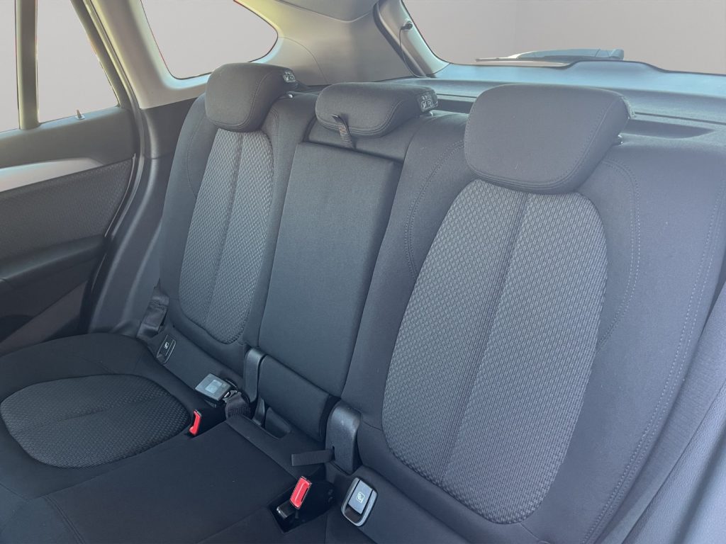 BMW X1 XDRIVE 25e ADVANTAGE - 8