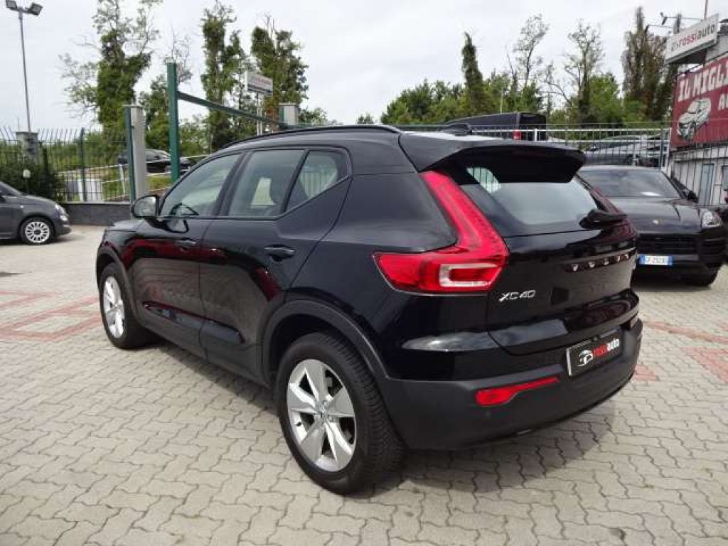 VOLVO XC40 2.0 b3 Ultimate Bright auto IVA ESPOSTA - 6
