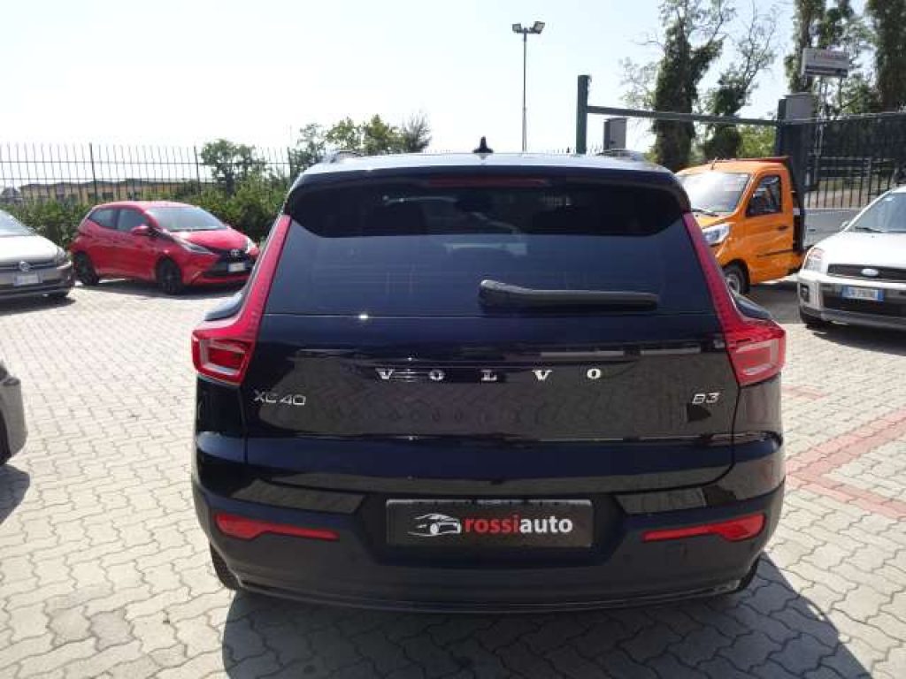 VOLVO XC40 2.0 b3 Ultimate Bright auto IVA ESPOSTA - 5
