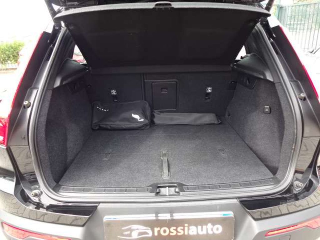 VOLVO XC40 2.0 b3 Ultimate Bright auto IVA ESPOSTA - 7