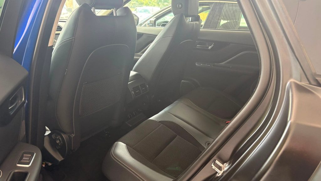 JAGUAR F-Pace 2.0 D 180 CV AUTO RDYN. +MOTORE CON 80000 KM+ - 16