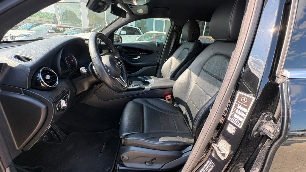MERCEDES-BENZ GLC 200 d 4Matic Coupé Sport PARI AL NUOVO - 11