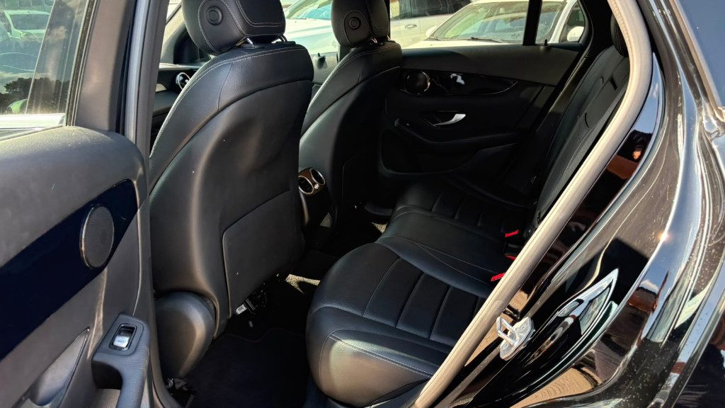 MERCEDES-BENZ GLC 200 d 4Matic Coupé Sport PARI AL NUOVO - 18