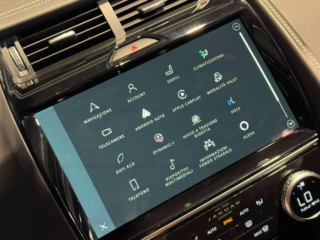 JAGUAR E-Pace 2.0D I4 163 CV AWD Auto R-Dynamic S - 14