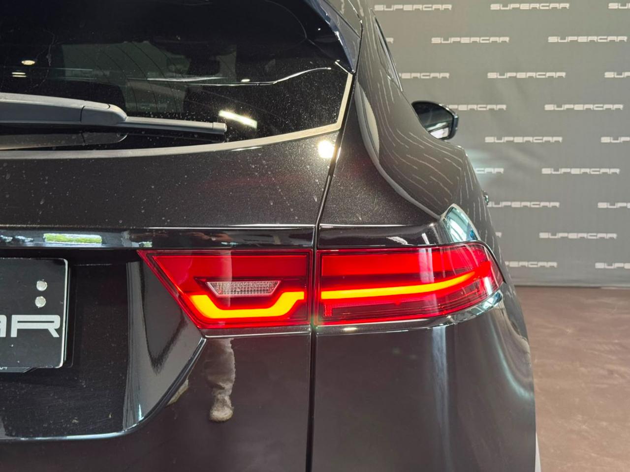 JAGUAR E-Pace 2.0D I4 163 CV AWD Auto R-Dynamic S - 6