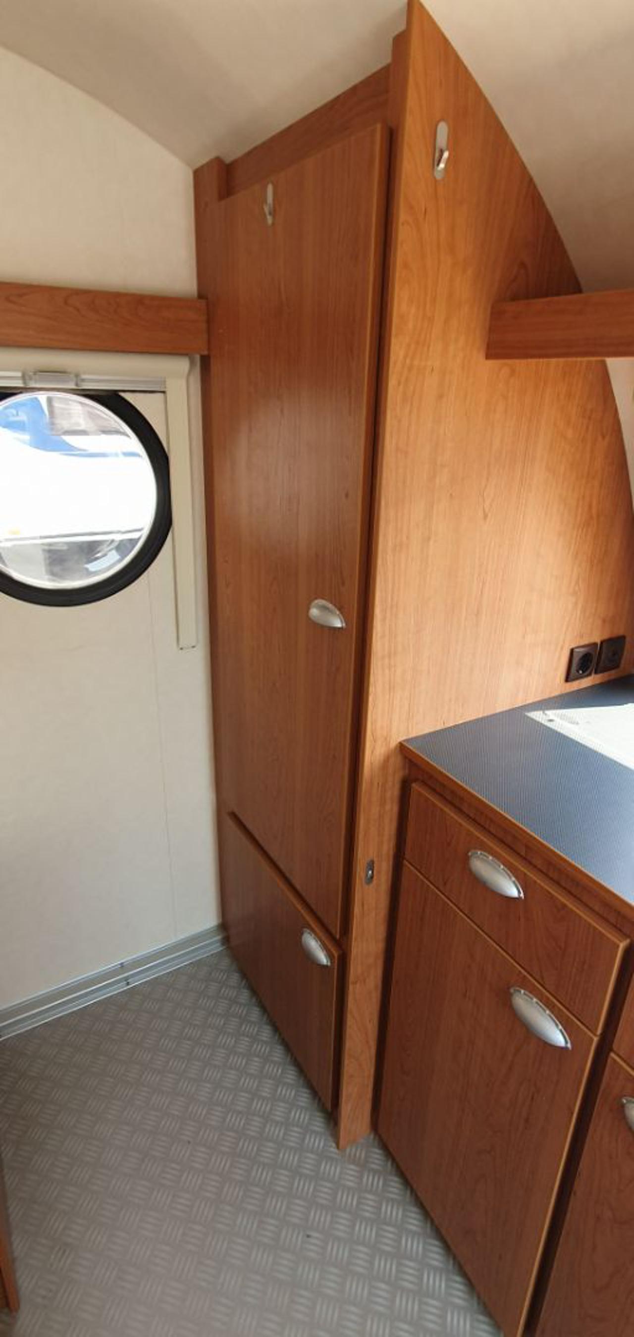 T@B 320 BASIC 2005 con tendalino