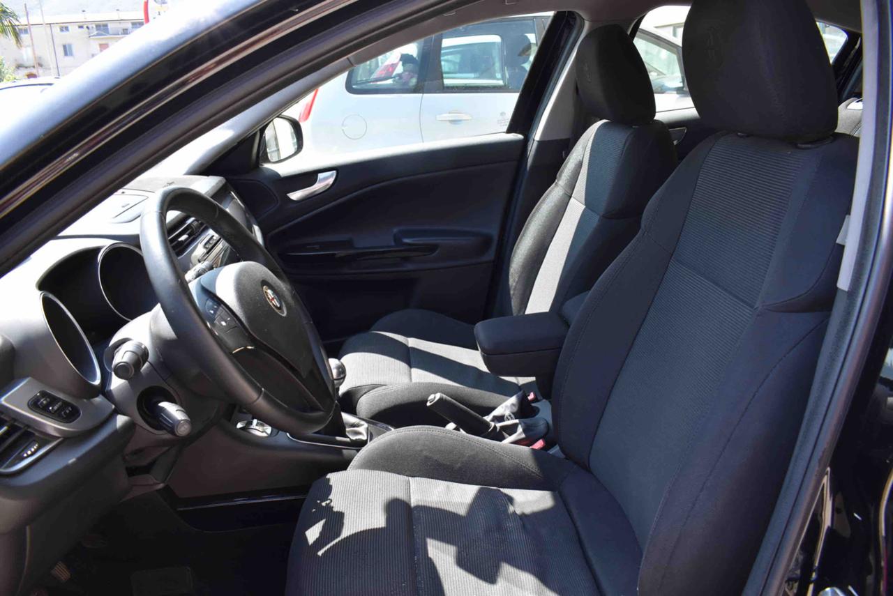 ALFA ROMEO Giulietta 1.4 Turbo 120 CV GPL Veloce - 8