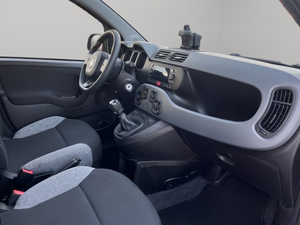 FIAT Panda 1.0 HYBRID CITY LIFE - 9