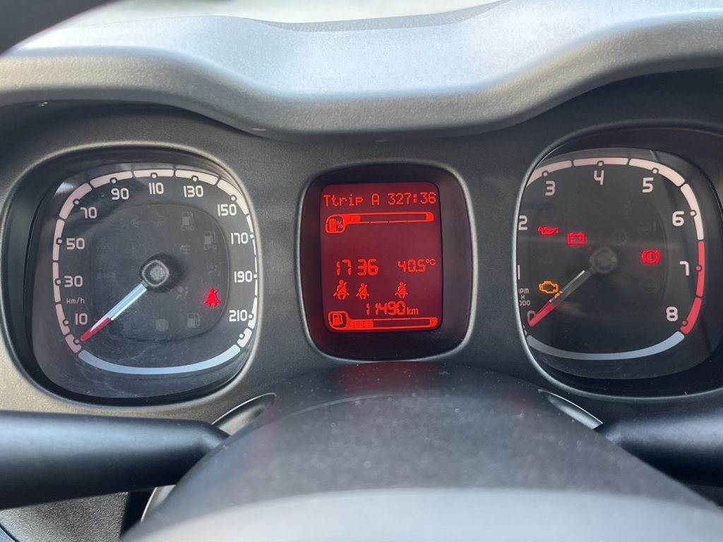 FIAT Panda 1.0 HYBRID CITY LIFE - 12