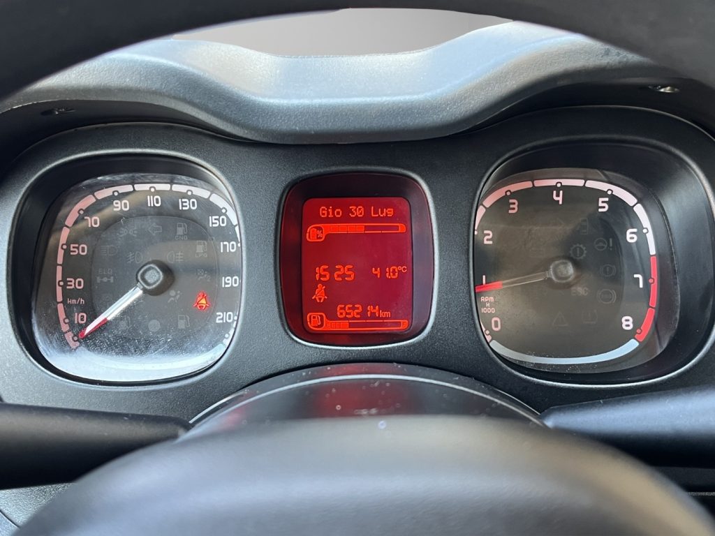 FIAT Panda VAN HYBRID 2 POSTI - 12