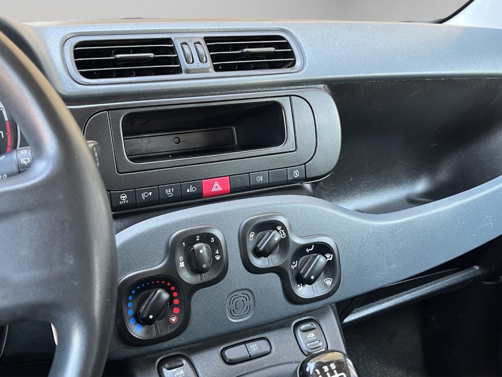 FIAT Panda VAN HYBRID 2 POSTI - 14