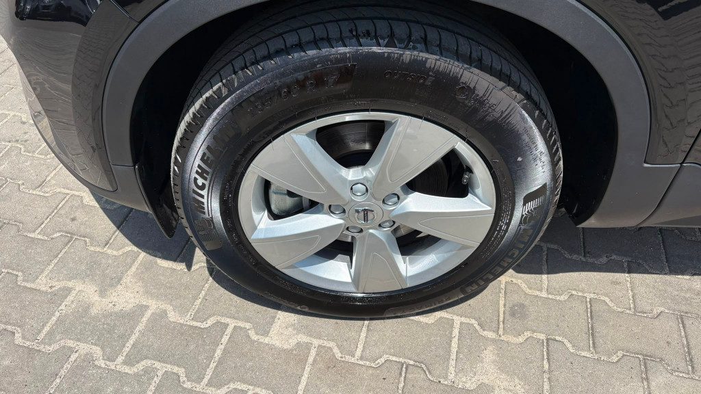VOLVO XC40 B3 automatico Essential **SOLO 10.000 KM** - 7