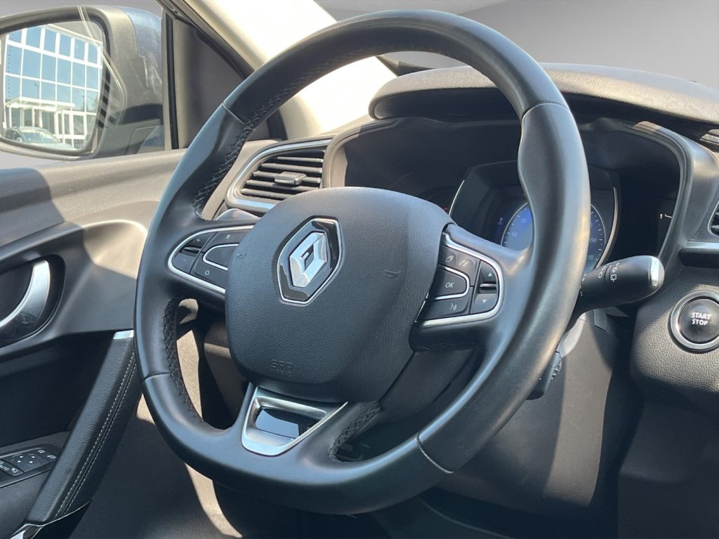 RENAULT Kadjar 1.5 DCI AUTOCARRO N1 - 11