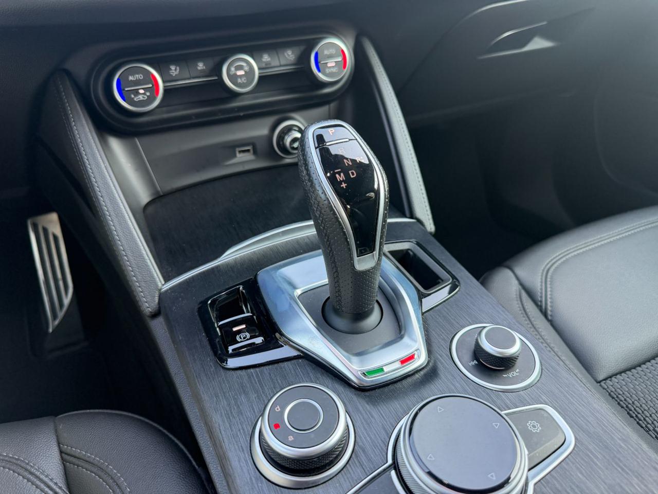 ALFA ROMEO Stelvio 2.2 TD 210 CV AT8 Q4 SPRINT MATRIX+PELLE+R.CAM!!! - 13