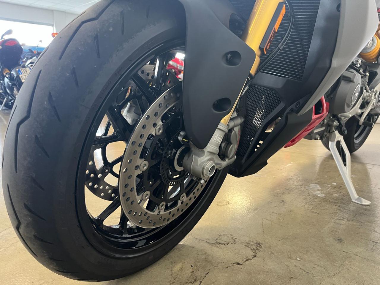 DUCATI Streetfighter V2 V2S - 3