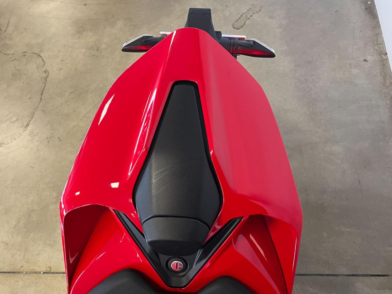 DUCATI Streetfighter V2 V2S - 8