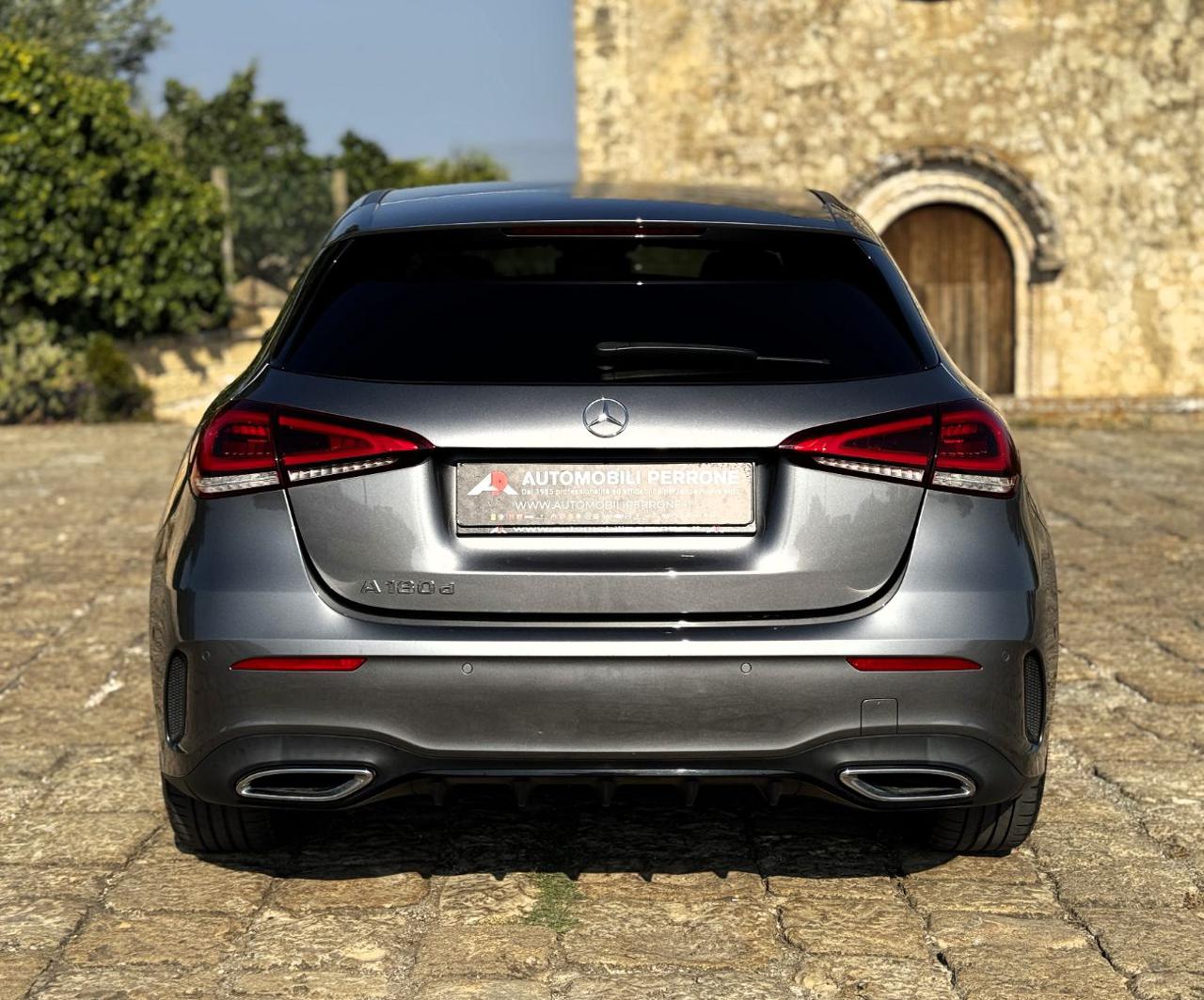 MERCEDES-BENZ A 180 d Automatic Premium AMG (Led64/Retro/Pelle) - 13